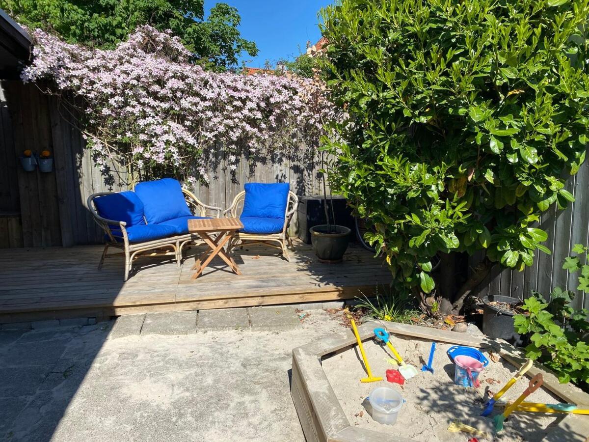 Family House With 3 Bedrooms, Garden & Free Parking Copenhaga